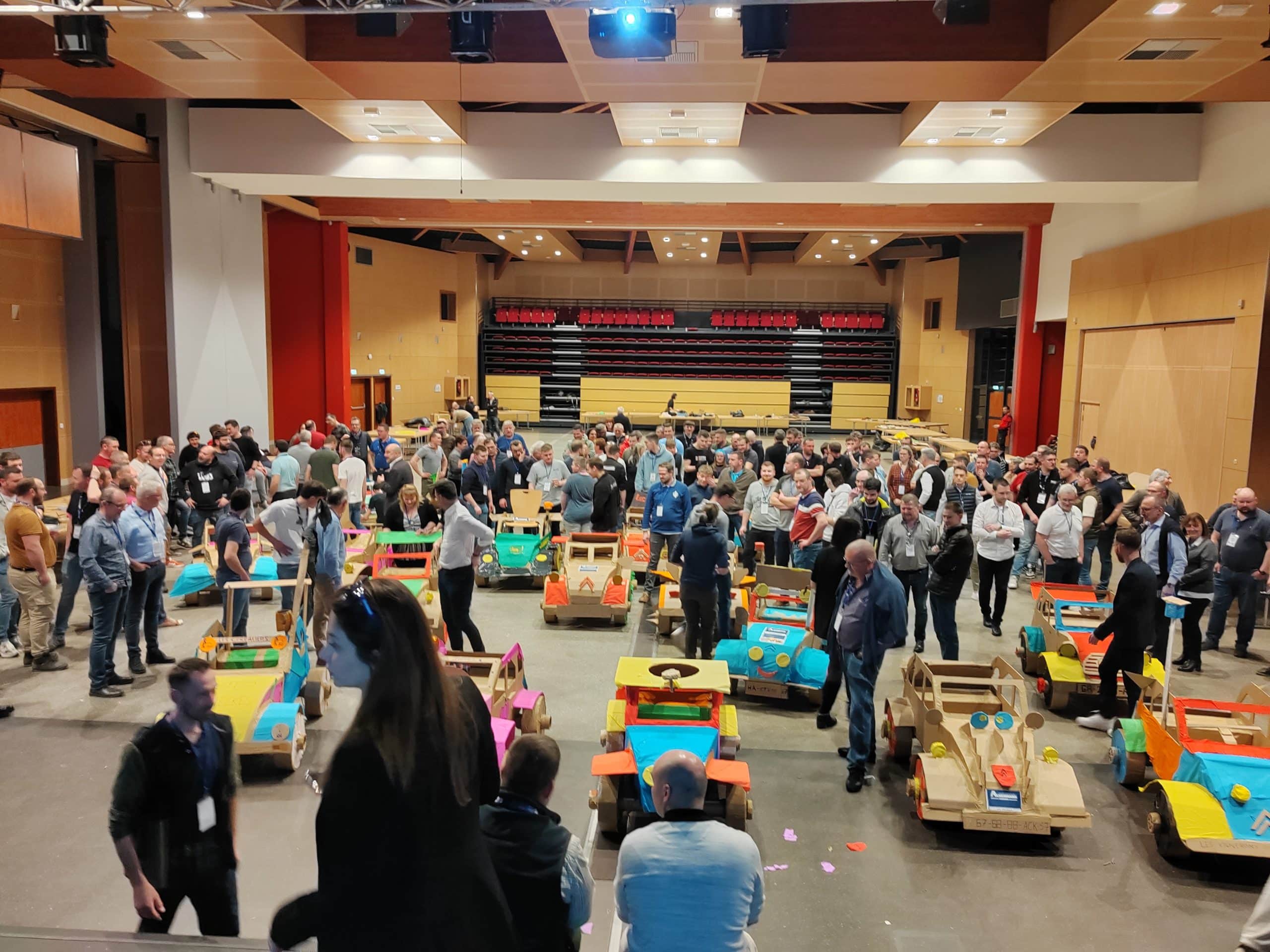 activité construction voiture en carton